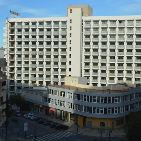 Diamond Apartment